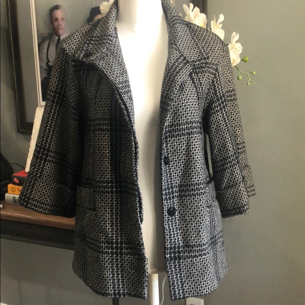 (Sold) Anthro Tulle Black and Tan Jacket 3/4 Sleev - Picture 2 of 8